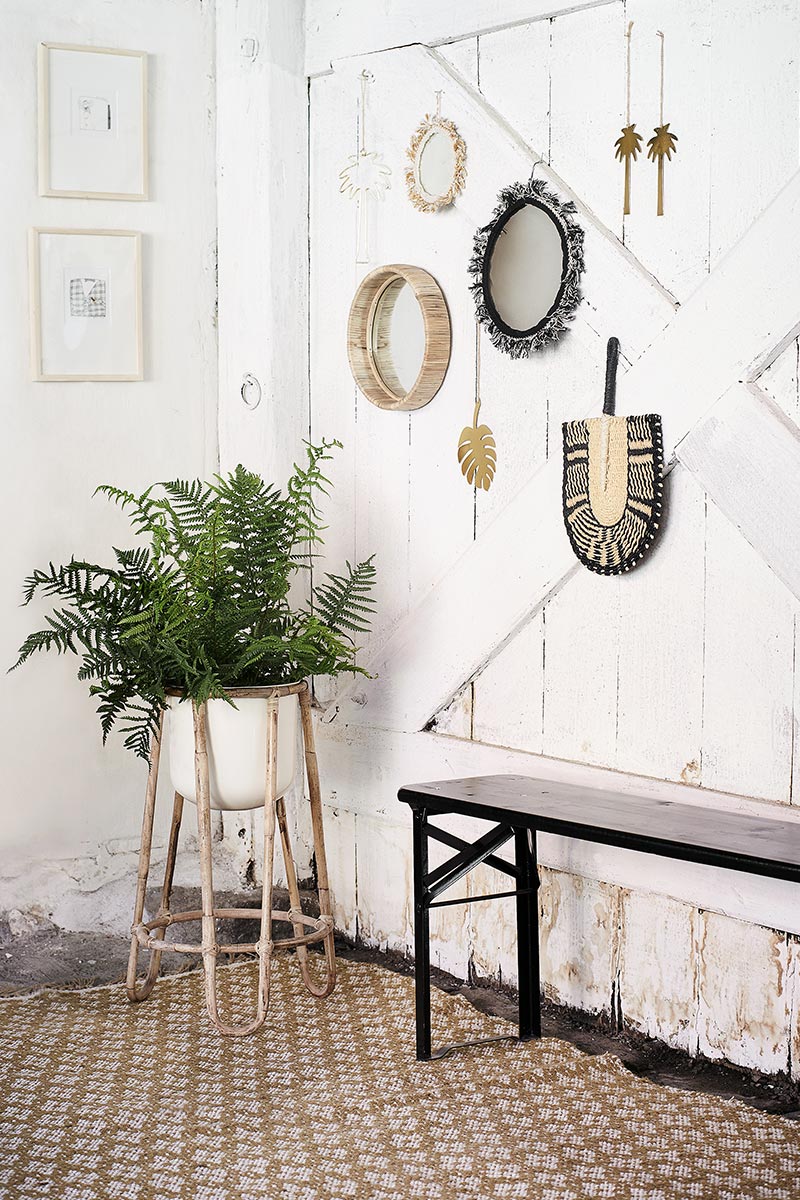 Hanging Palm Ornament