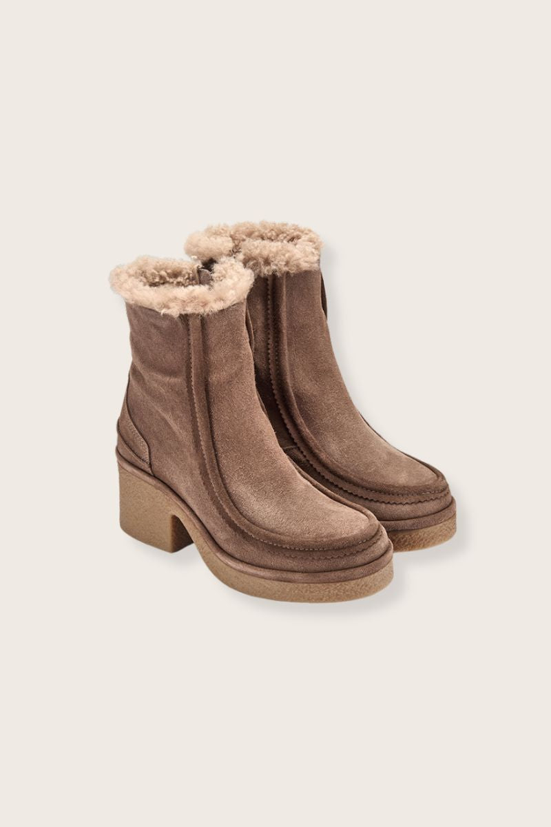 Bambie Cinnamon Suede Shearling Fur Lined Boots