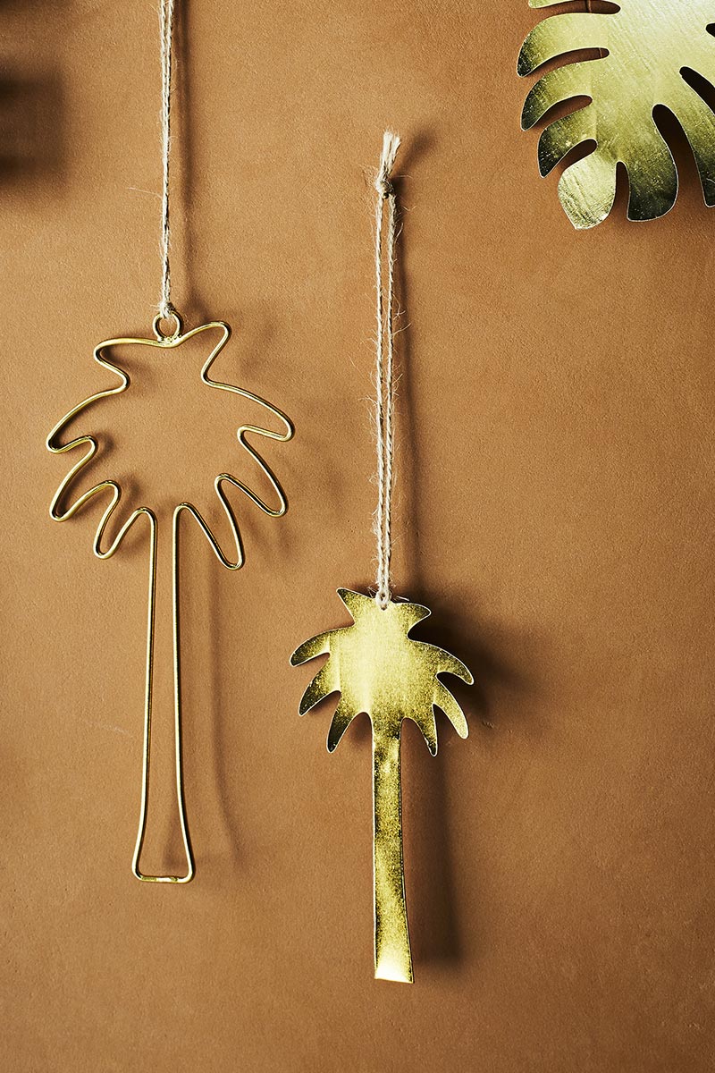 Hanging Palm Ornament