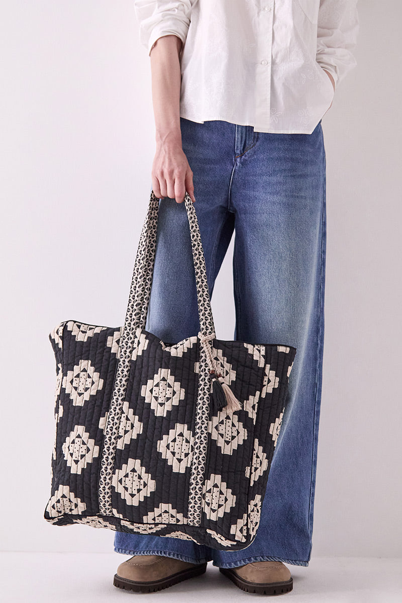 Kaira Quilted Geometric Totebag